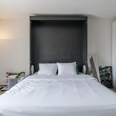 Apartment Confortable A Deux Pas De La Terrasse Nizza