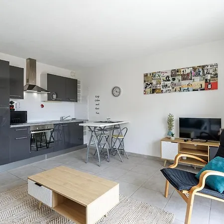 Confortable A Deux Pas De La Terrasse 아파트 니스