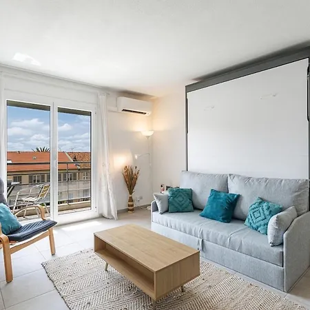 Confortable A Deux Pas De La Terrasse 아파트 니스