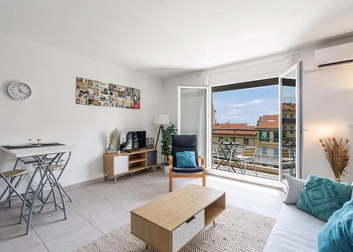 Апартаменты Confortable A Deux Pas De La Terrasse